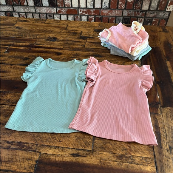 SHEIN Kids Ribbed Tee with Ruffle Trim - Picture 6 of 7